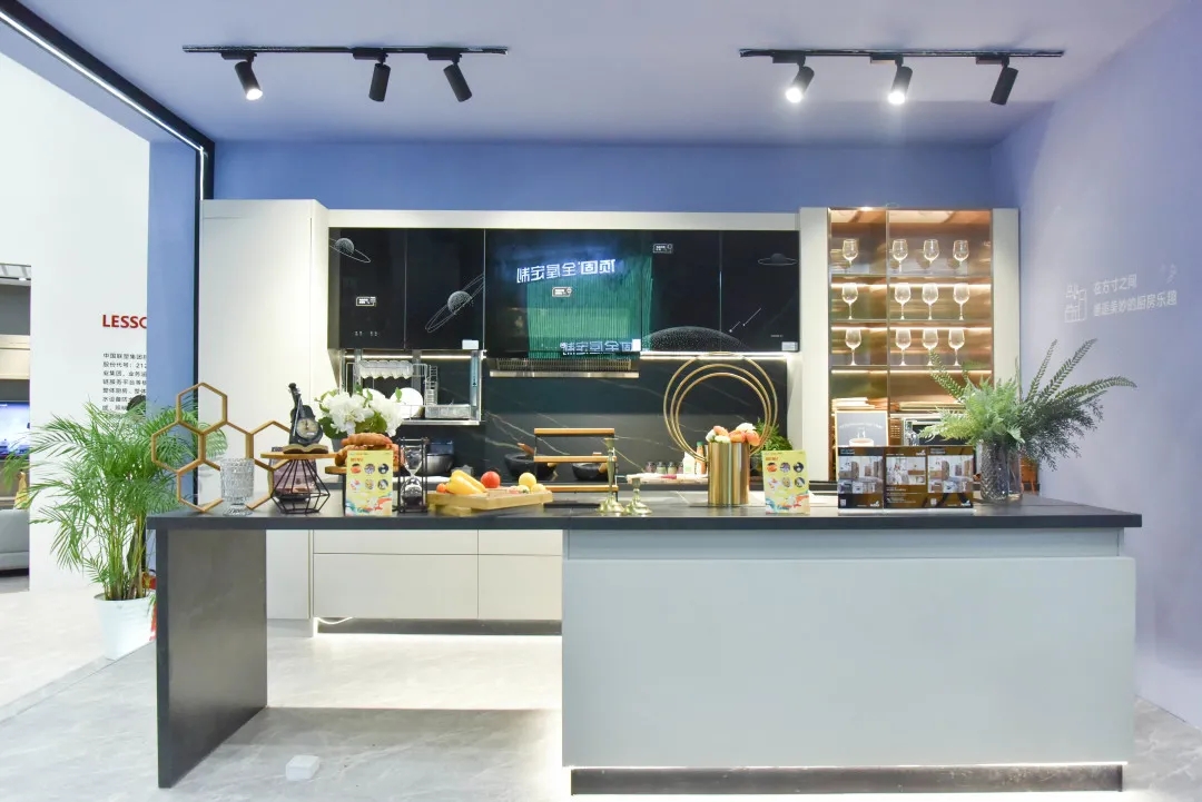 廣州建博會 | 領尚家居發掘生活之美,打造潮流智能家居