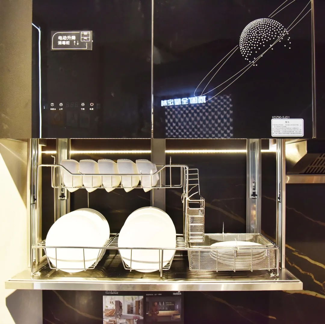 廣州建博會 | 領尚家居發掘生活之美,打造潮流智能家居