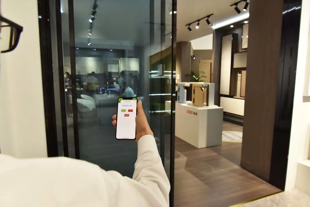 廣州建博會 | 領尚家居發掘生活之美,打造潮流智能家居