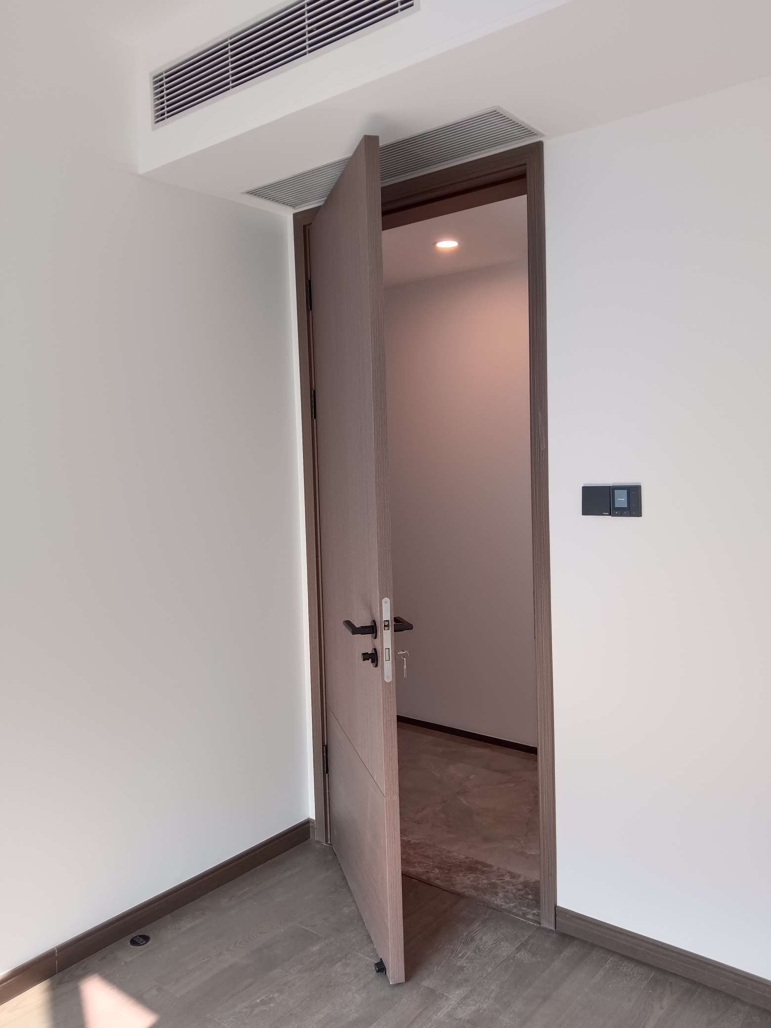 領尚工程案例 | 領尚木門攜手世界500強央企，打造詩意家居