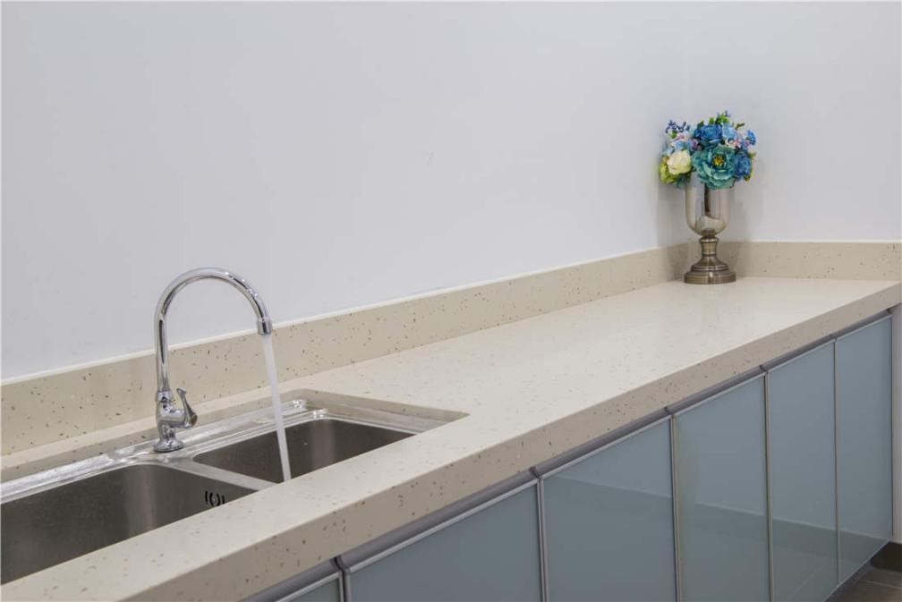 領尚石英石廚房臺面有哪些風格