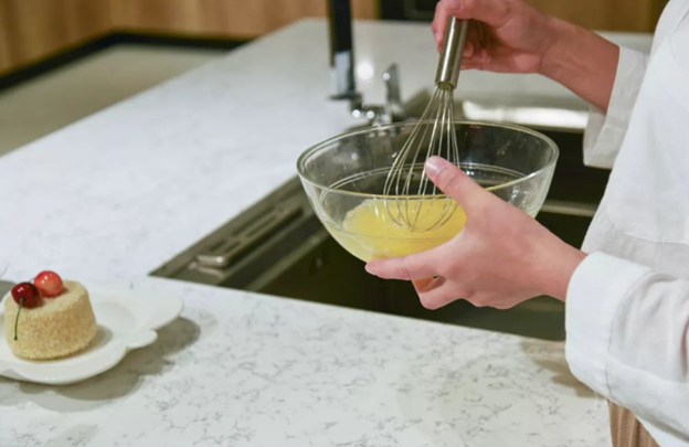 廚房臺面選擇多？領尚石英石臺面讓你無可挑剔