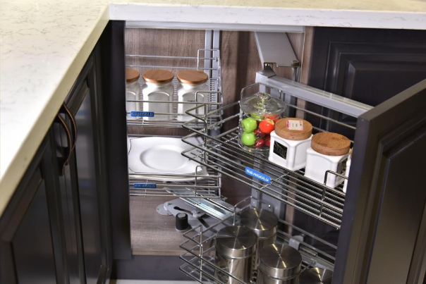 如何選擇適合廚房的置物架？